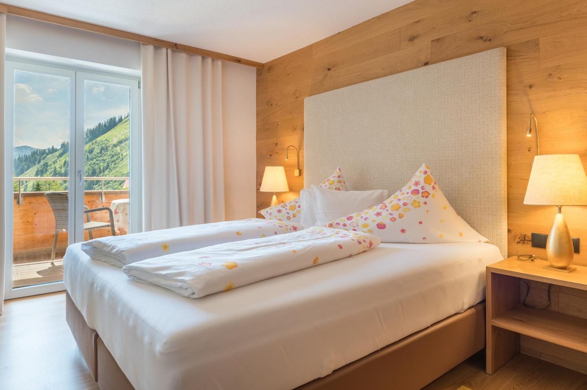 Alpenresort Walsertal ダーミュルス エクステリア 写真
