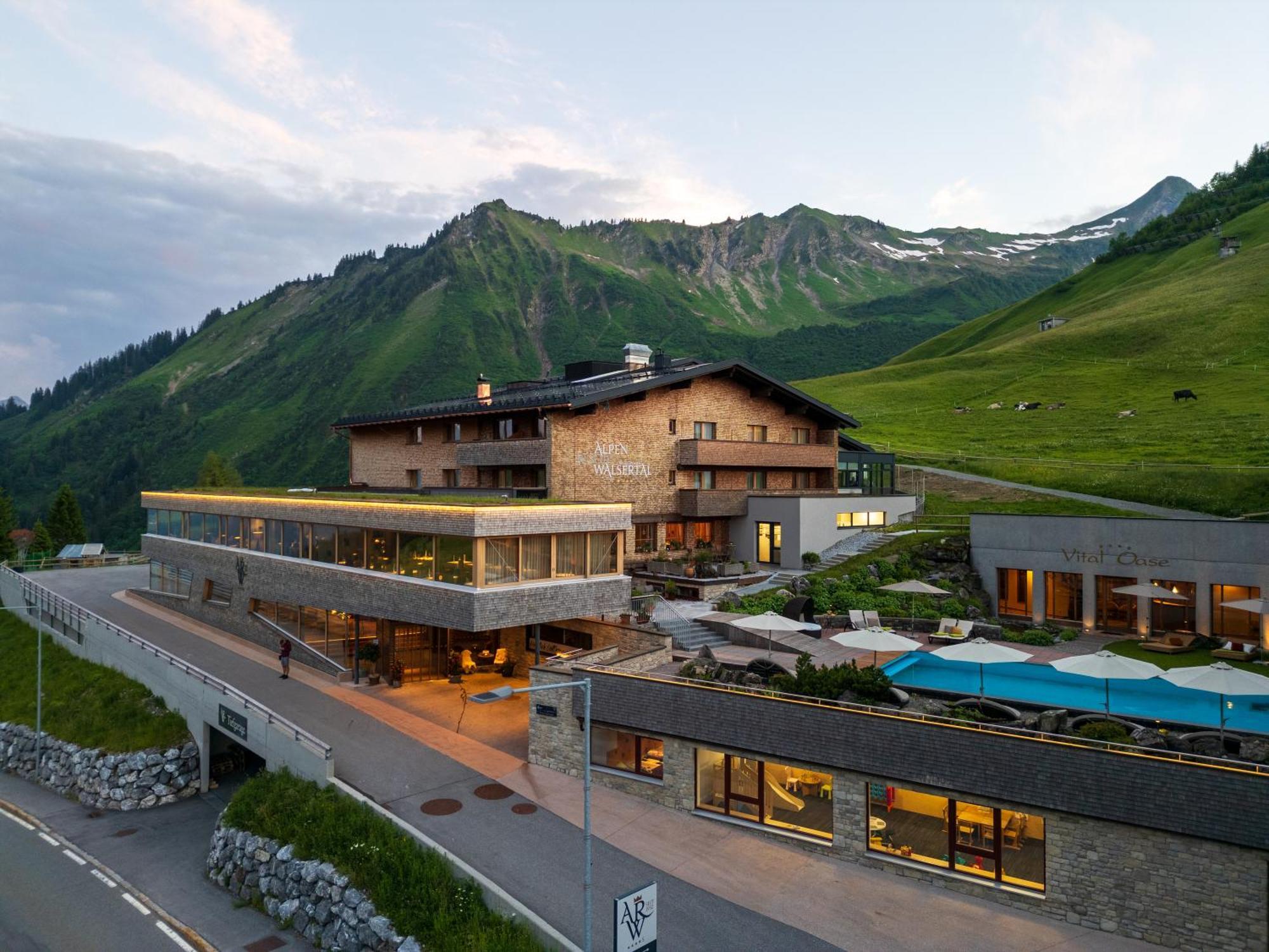 Alpenresort Walsertal ダーミュルス エクステリア 写真